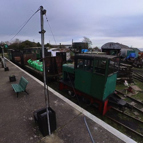 Diesel locomotive and train in Platform 2 at Kemsley Down